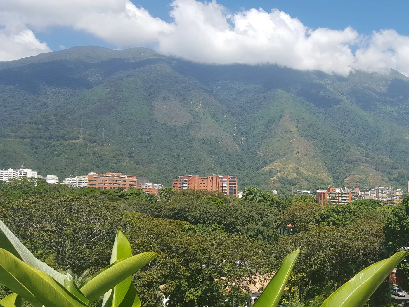 Vista de Caracas y el Ávila