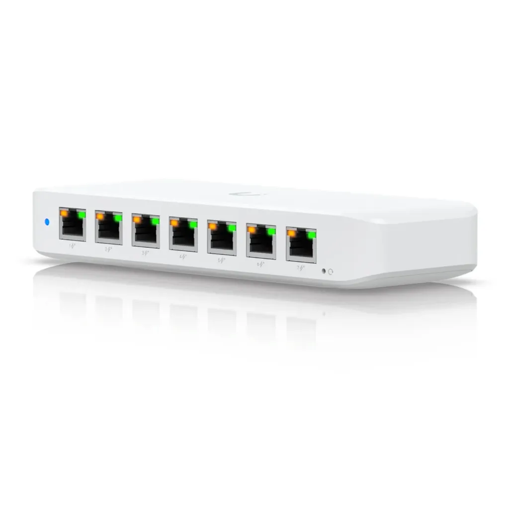 [USW-Ultra-60W] Ubiquiti - UniFi Switch Ultra 60W Administrable 8 Puertos GbE (1) Puerto PoE++ IN opcional y (7) Puertos PoE+ Incluye Fuente AC hasta 62W para PoE
